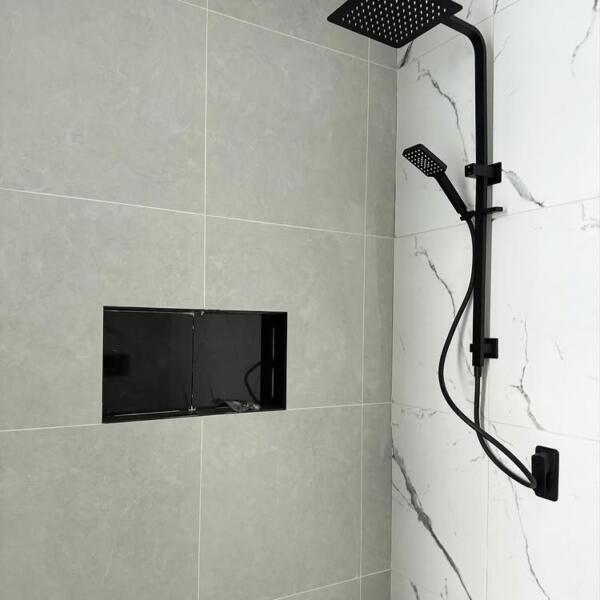 Modern shower in new home build in Lara by Augello Homes