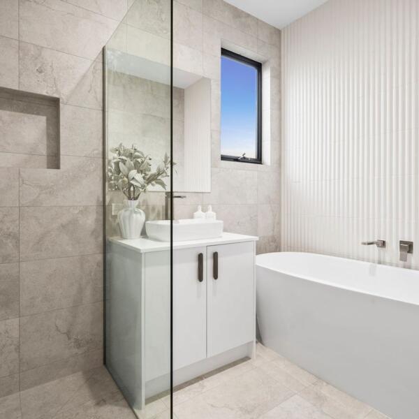 New home build in Lara main bathroom